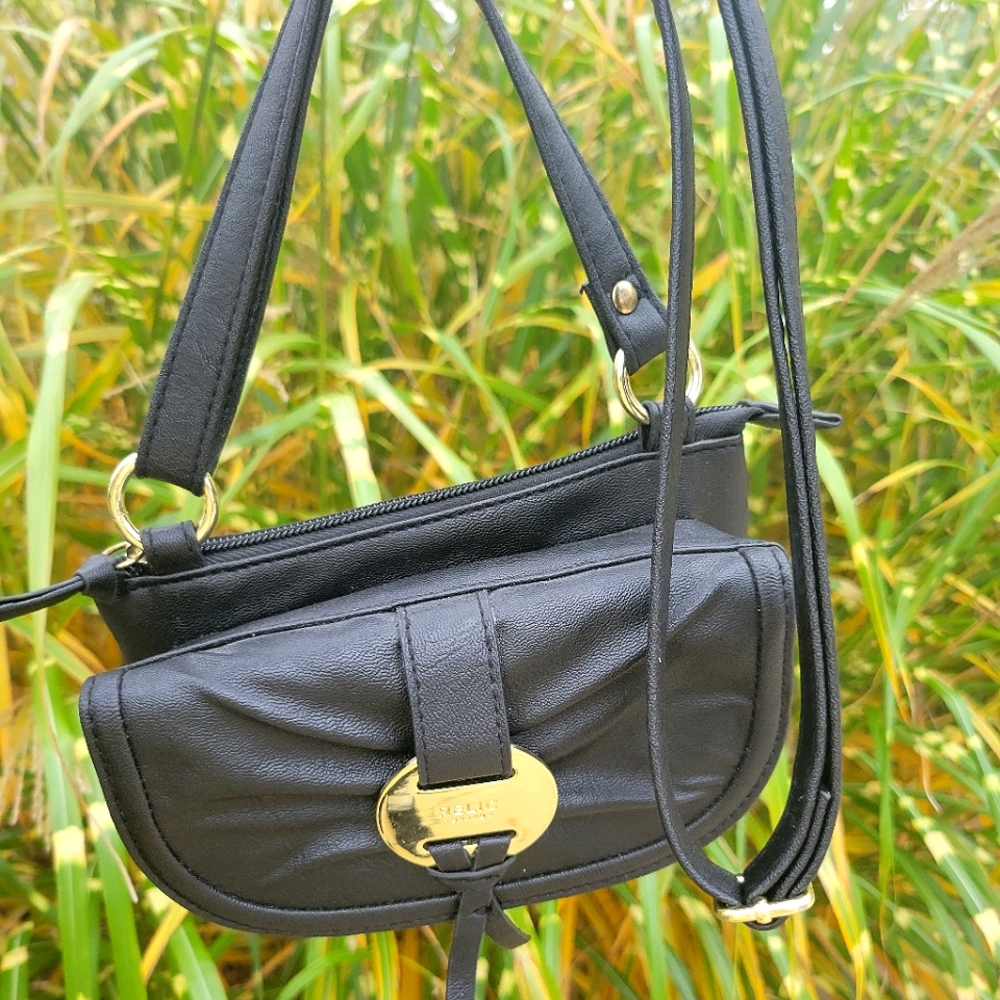 Small Relic Brand Black Crossbody